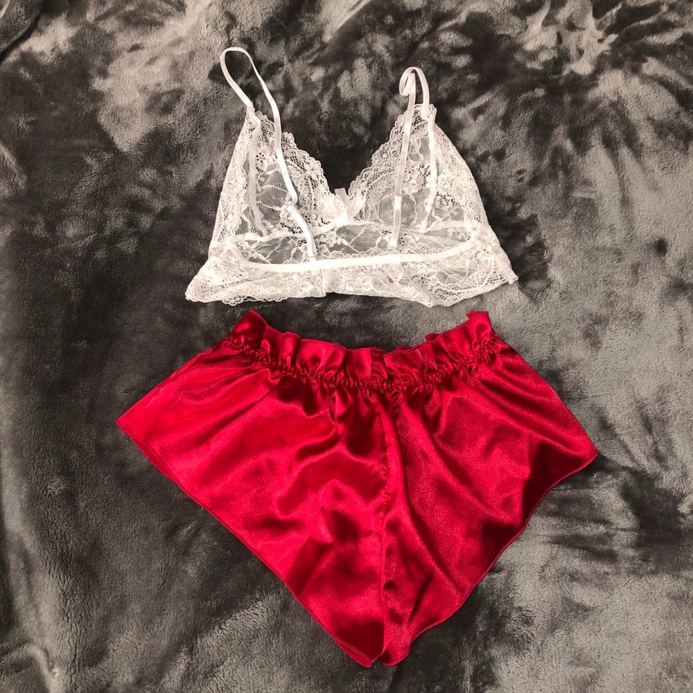 Lace set - Picture 2 of 3